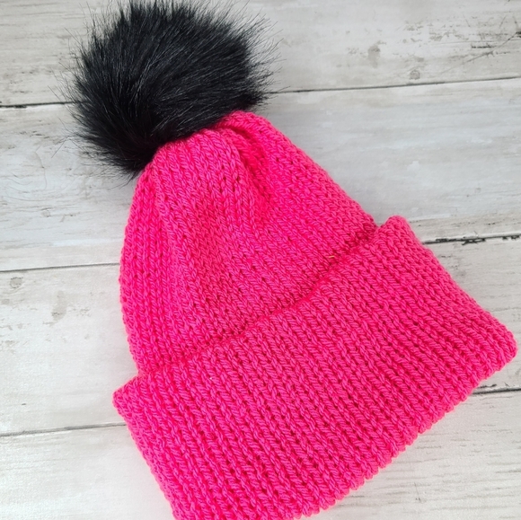 Other - Kids hit pink and black winter hat